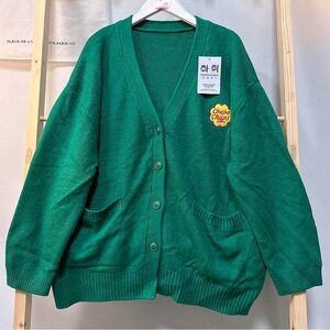 Green fashion cardigan sweater